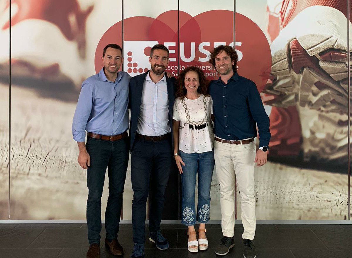 adriamartinlop's tweet photo. Avui s'han presentat els projectes que han realitzat els estudiants de 2n de CAFE a @EUSES_Oficial. Moltes gràcies al tribunal d'expertes i experts que han participat: @mrubinatm de @esportcat i @coplefc, Jordi Jorba de @llopgestio i @JordiPujol14 de @BasquetGirona https://t.co/NSXNRhslWF