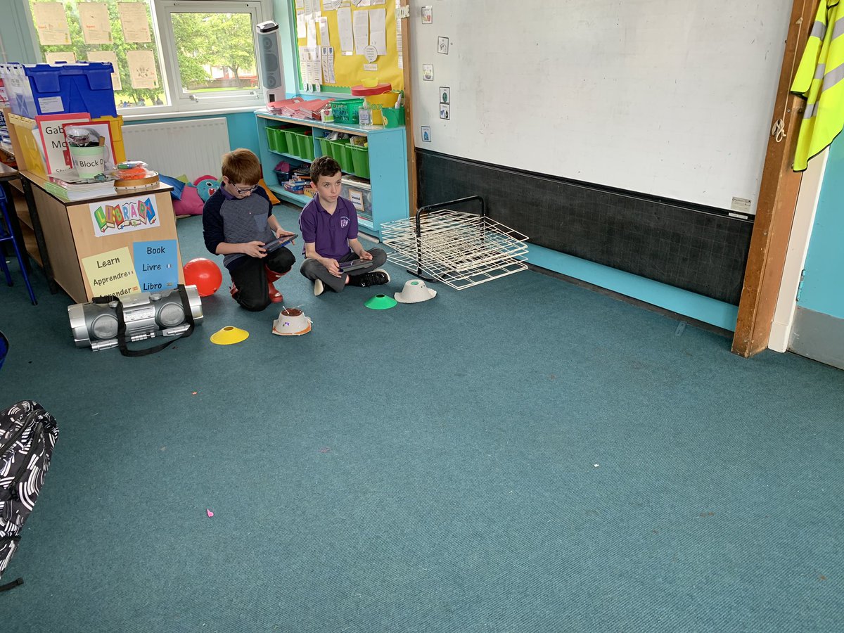 MrsSwanBX's tweet photo. P5-7 Coding Pupil Leadership Group created a chariot for their @SpheroEdu. Thanks to @MissM_BX and P2-4 for the great idea! #BPSTechnologies #BPSCoding #BPSPupilLeadership https://t.co/ldn2PU5SL1