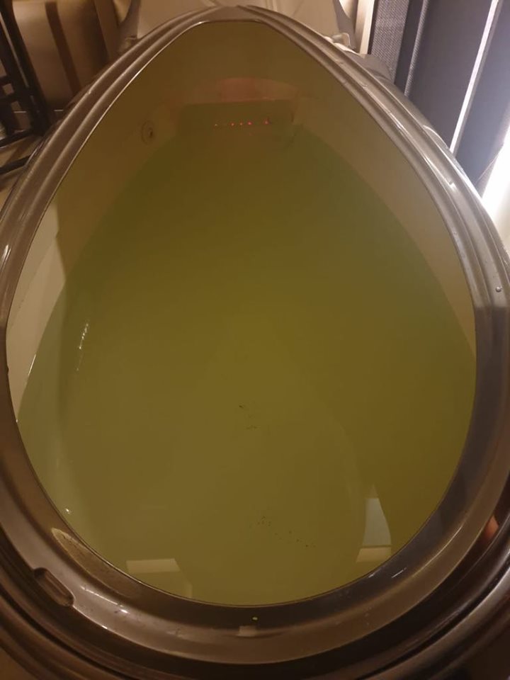 Do you know any new mums or mums-to-be who are in need of some pampering?💆🏻‍♀️
This can be a really stressful time for women, with hormones all over the place and the constant worry that they’re doing everything right!🤯

#PuertoBanus #Marbella #Floatation