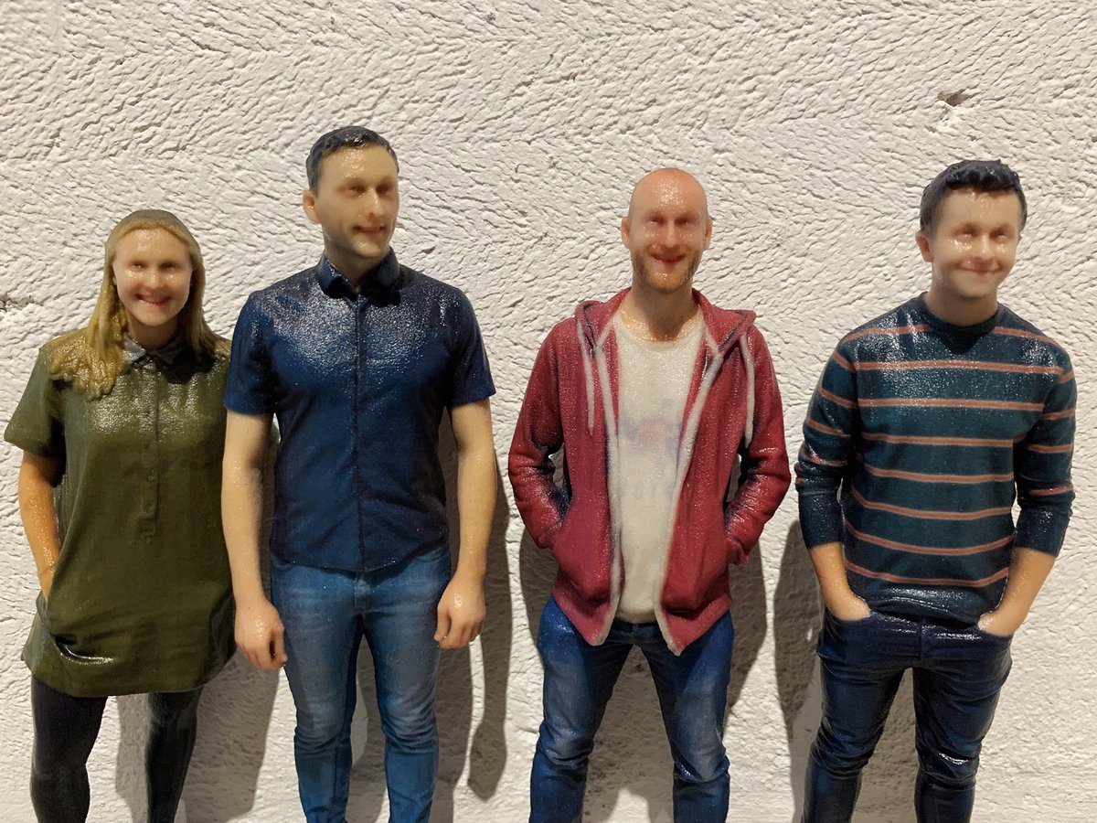 What are you and your friends doing this Friday? Drink up! 🍻.
.
.
.#3d #3dmodel #3dprinting #3dprint #3dprinted #printing #photography #photo #technolegy #london #colour #present #presents #luxury #smile #happy #friends #friday #fridaynight #drinkup