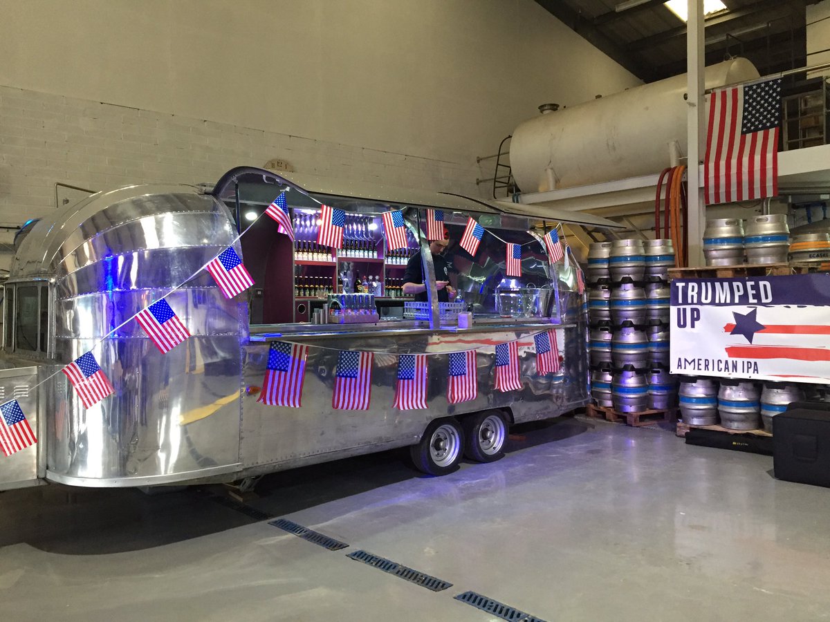 Our beautiful #airstream is looking even more fabulous now that she’s ready for <a href="/Maltthebrewery/">Malt The Brewery</a> #trumpedup #friday party tonight. Get y’all selves down to the brewery for some fantastic #craftbeer and #cocktails and #party #allthingsamerican #mobilebar  #thisbarcomestoyou