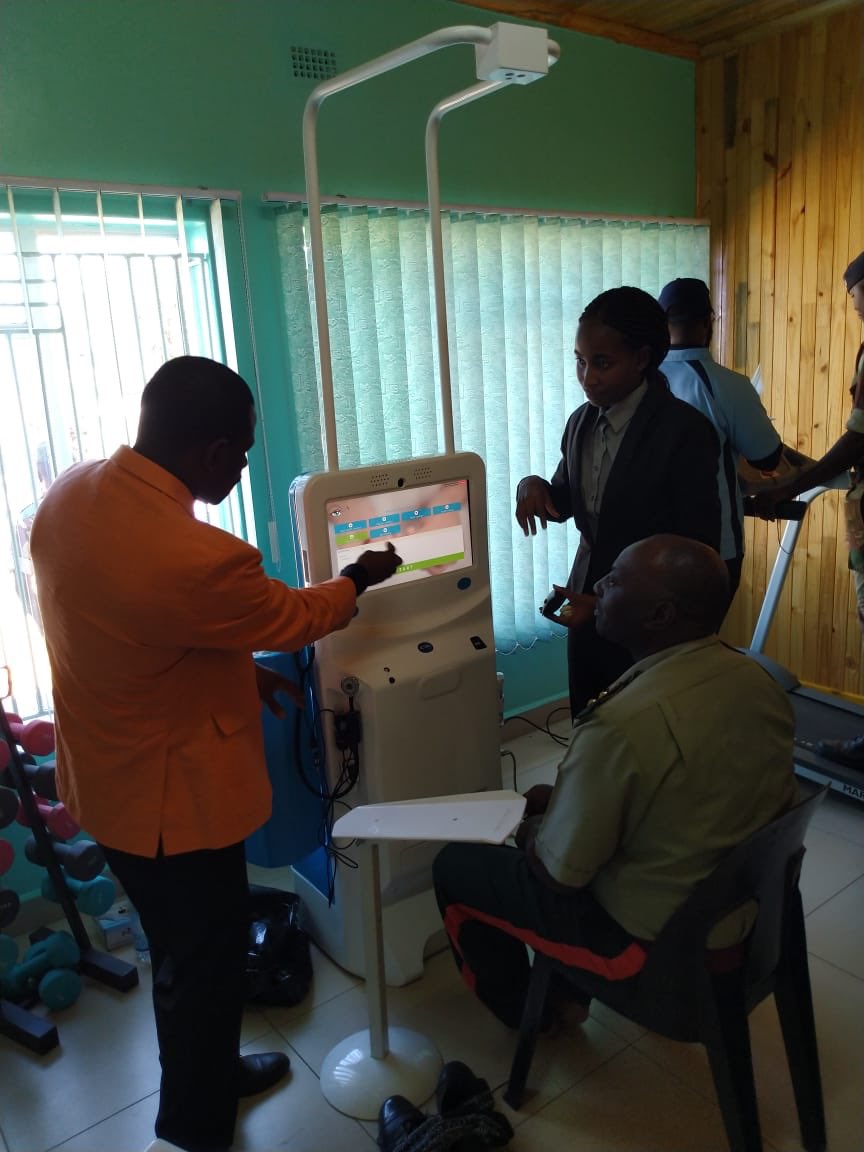 Yolohealth tweet media