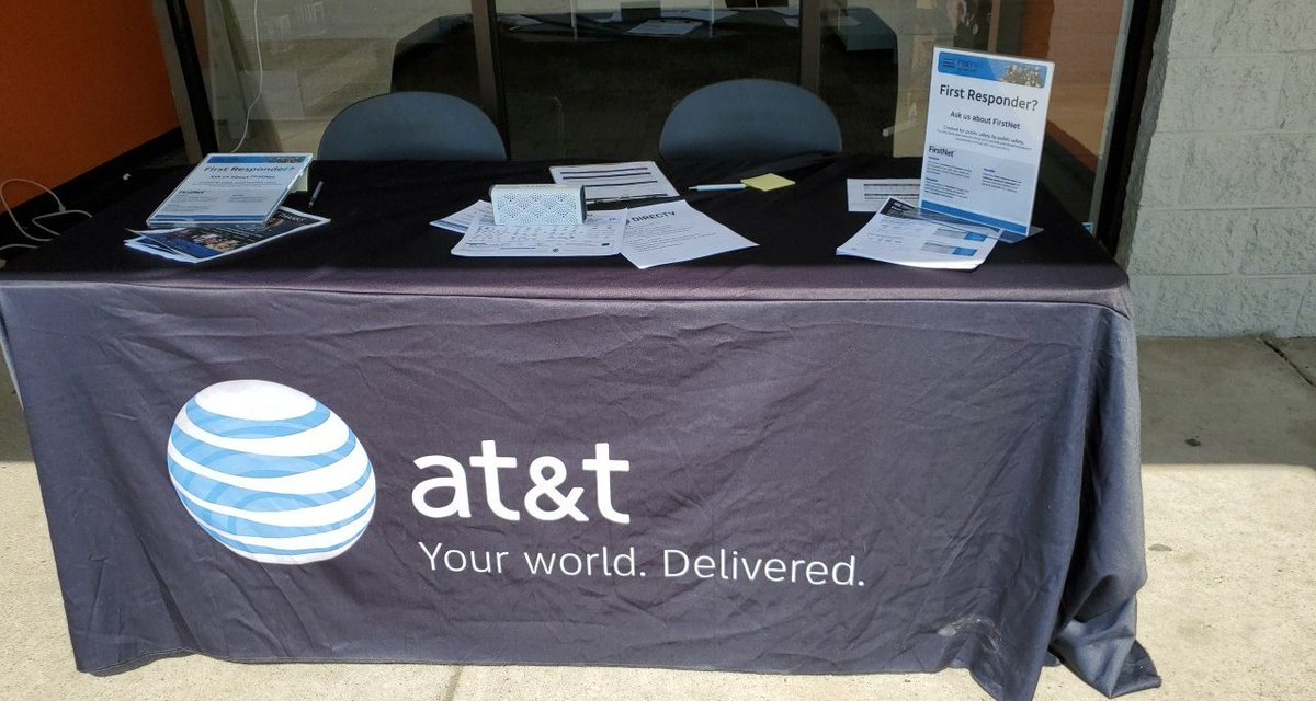 NMARPortables's tweet photo. Having a table day!! Come see us for all you TV and Wireless needs. We have some great promotions so stop by and let us get you what you need! #OHPAcalypse #spARk #gloriouswpa https://t.co/BJWEPr6s0T