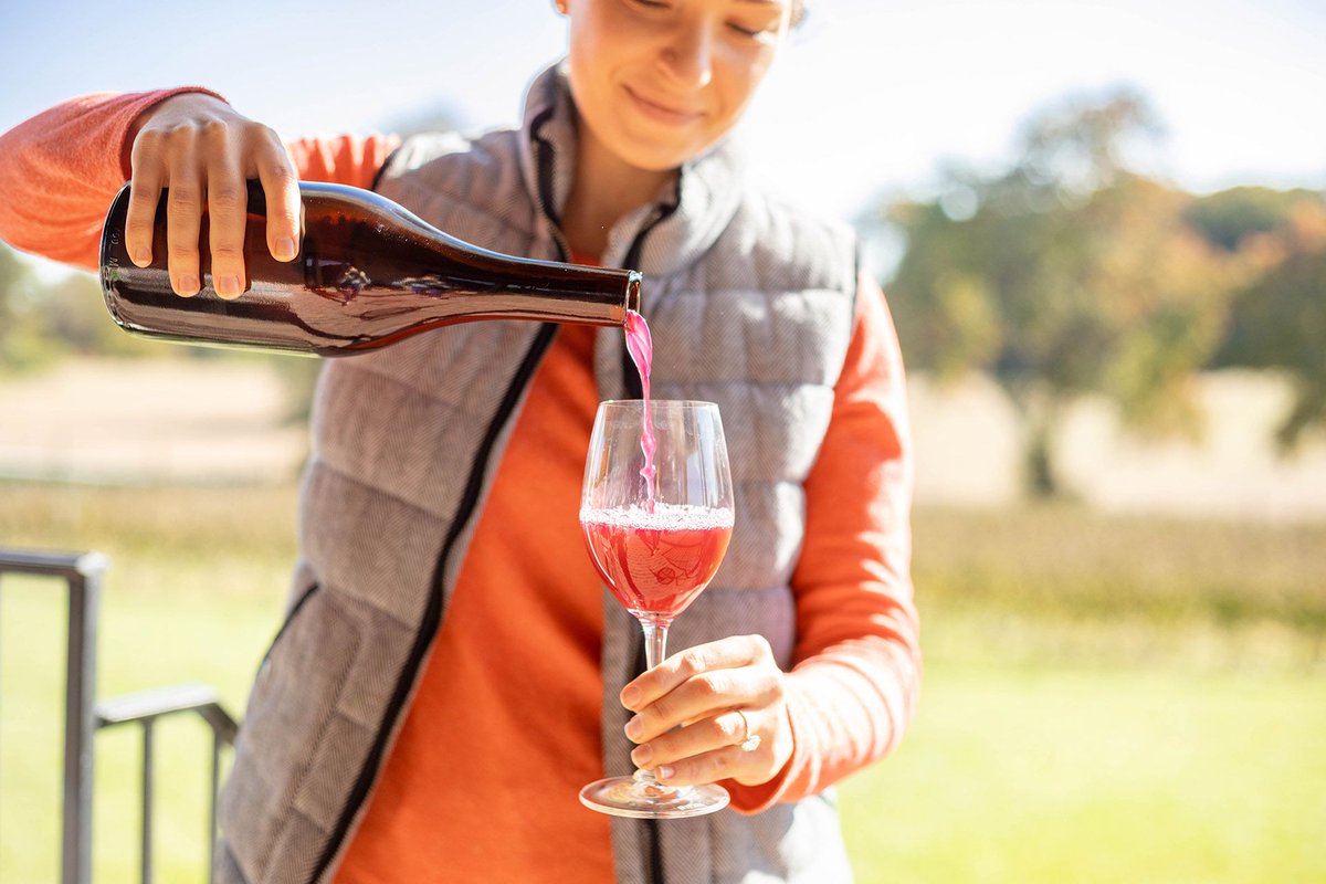 WineWiseGuys's tweet photo. What is Piquette? Meet Wine’s Easy-Drinking, Low-alcohol Style
#Piquette #wine #lowalcohol
https://t.co/KgnR04Z2lZ https://t.co/iQfEN5xe4v