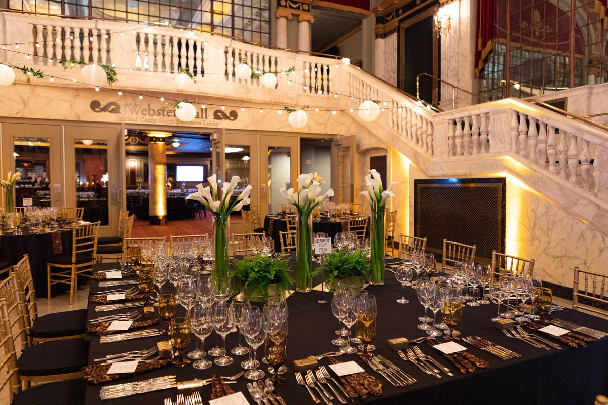 PowerstationCT's tweet photo. Last night, we had the pleasure of working with the @waterburypalace to transform their space into an intimate, elegant dining room for their 13th Annual Stages Wine Dinner. Check out these shots from before the party kicked off!
📷 by Rachel https://t.co/GsAuAHuU5T