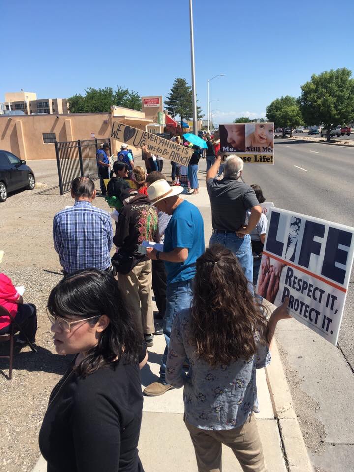 BREAKING: ABQ #ProLife Rally Outnumbers Pro-Abortion Protest 10 to 1. Over 60 peaceful prayerful pro-lifers showed up in support of veteran sidewalk counselor, Phillip Leahy who was disparaged by an Albuquerque Journal columnist this week for his age, ministry and attire.