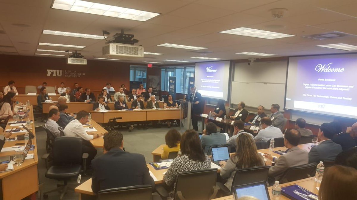 Con los paneles “Digital Transformation: Challenges and Opportunities” y “Technology Disruption and Life-Long Learning”, se dió por finalizado el 1ST Dean´s Workshop. 

CLADEA agradece a todos los participantes por su gran aporte en beneficio de la educación en negocios.