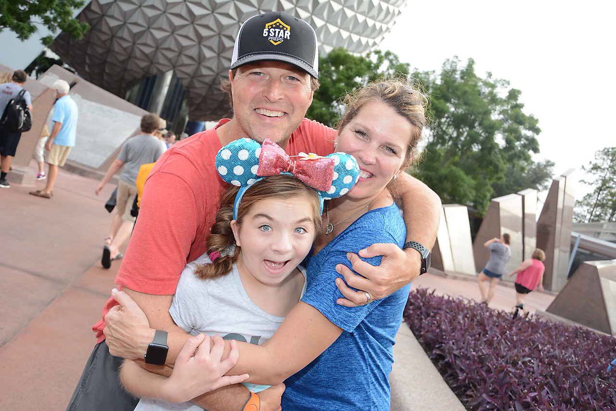 MillicentZoe710's tweet photo. Happy Birthday @RYSprincipal❣️ #finally49 AND #2509 https://t.co/i8t8SkTOzJ