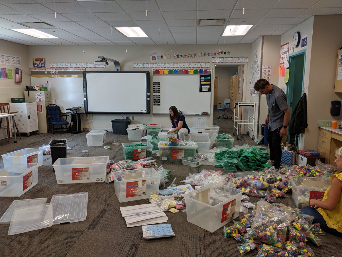 MrsNicoleRempe's tweet photo. Did someone say manipulatives?!? Holy cats!! https://t.co/cd3tVQUuNP