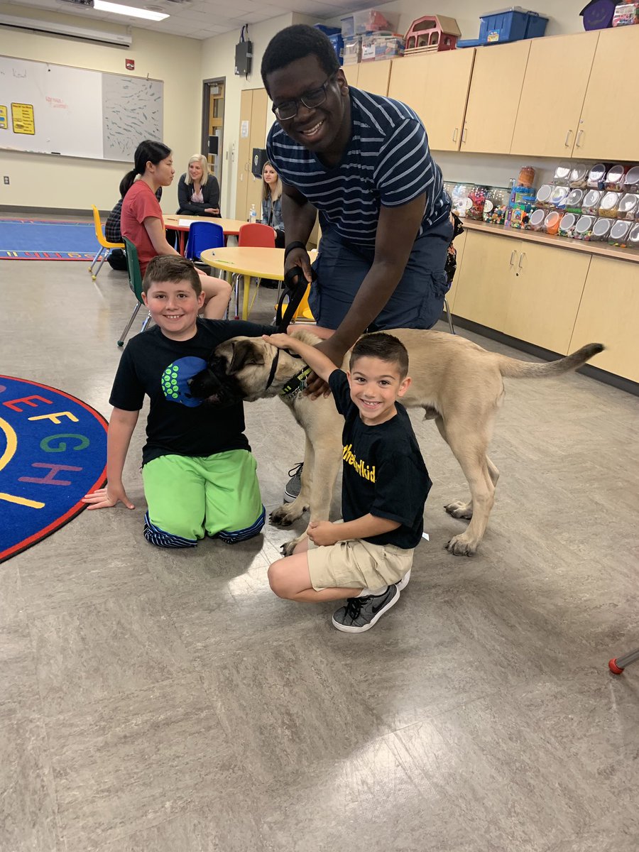 Thanks <a href="/montourpetpals/">Montour Pet Pals</a> for bringing this great pet therapy program to our school. Rou knows where to stop to get lots of attention🖤💛