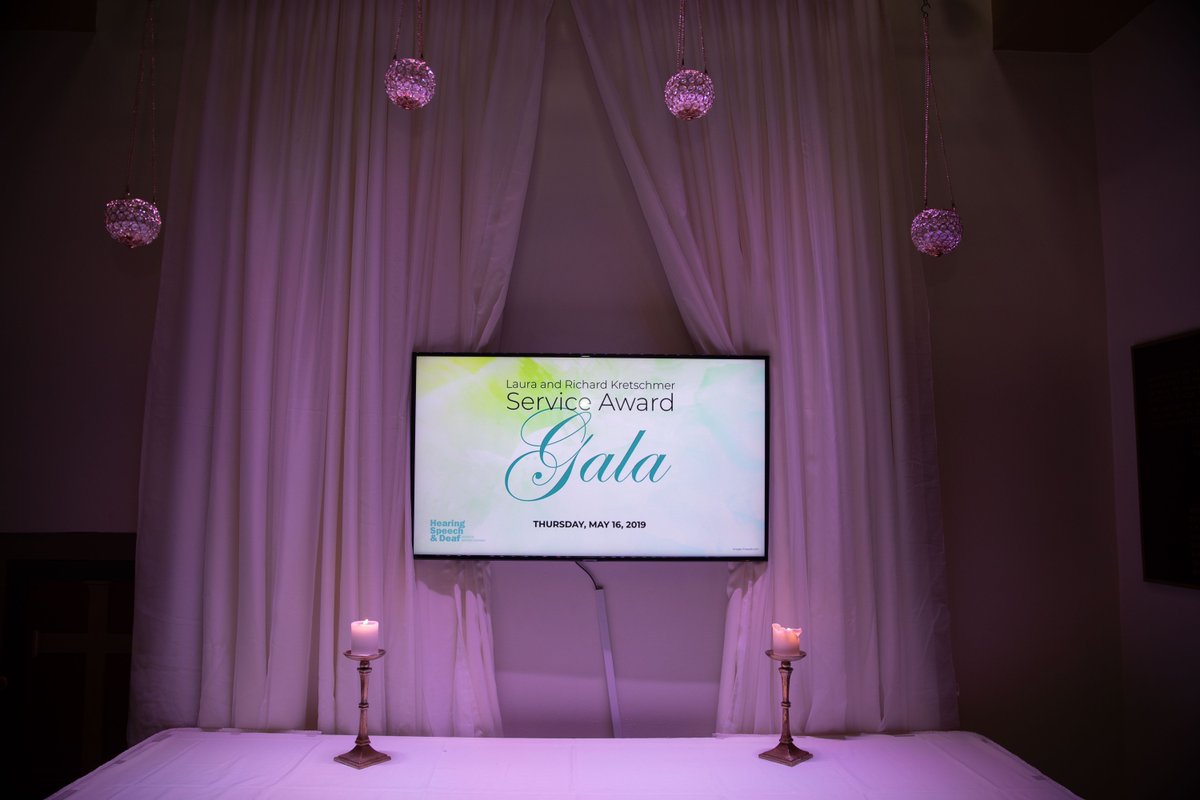 hearingspchdeaf's tweet photo. A few more pics from our recent Gala, held at the gorgeous @belleventcentre in Cincinnati. https://t.co/pCAVjWjmTI