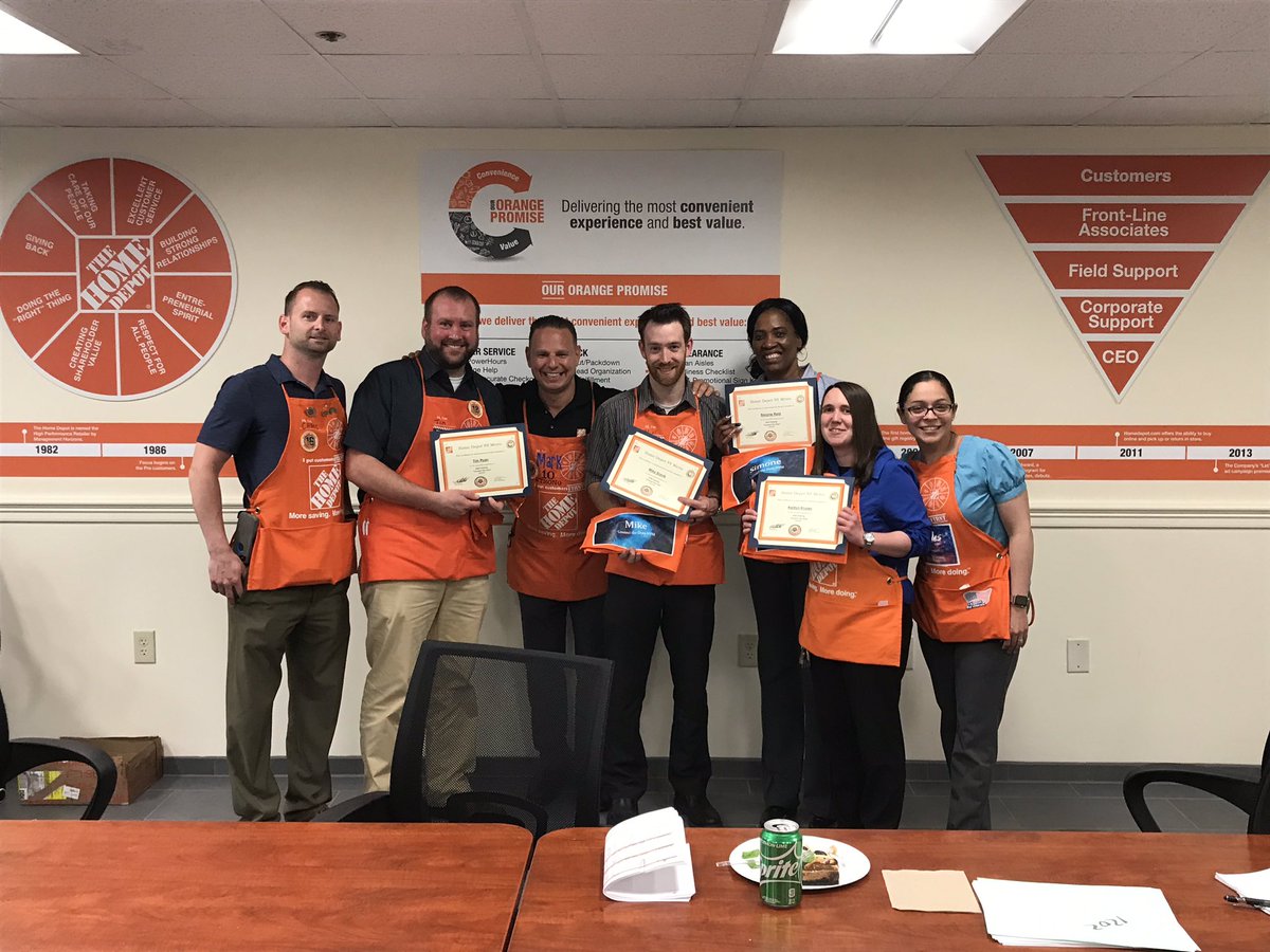 Congratulations to @KaitlynK0950 @simonebushell8 @mikeslavik950 and Tim for your work today in Commack! @JahnJoyce