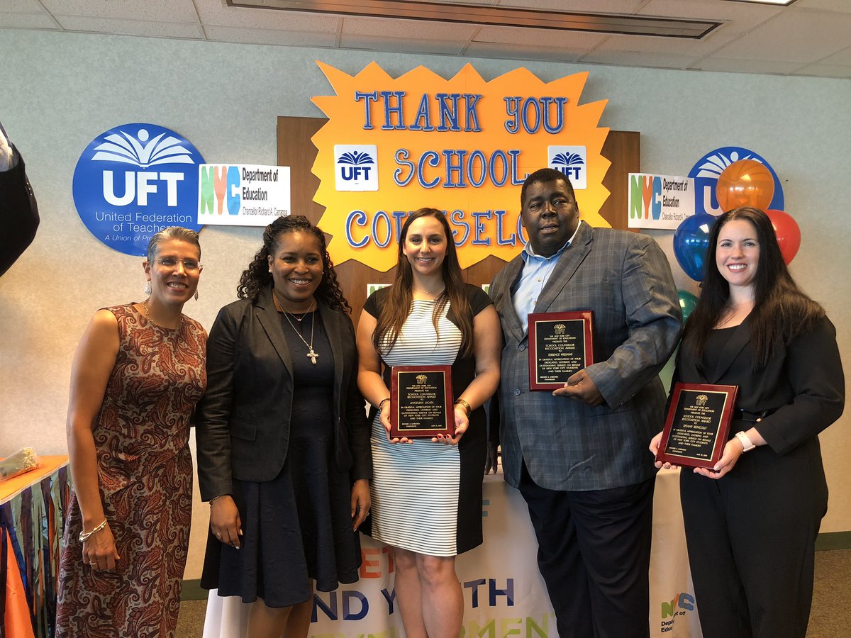 GaynorMcCownELS's tweet photo. Proud to celebrate Ms. Reingold at the DOEโs School Counselor Recognition Ceremony. Thank you for all you do on behalf of our students and school community! #MakeaMarkMakeaDifference @NYCSchoolsHSN12 @AffinityNYCDOE @DOEChancellor @NYCOutwardBound #WeAreAffinity https://t.co/tn1zRIZZsW