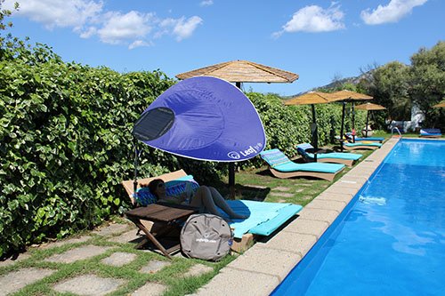 Leaf_For_Life's tweet photo. Leaf for life s'implante en Sardaigne et fait sa Star avec son panneau solaire et sa pince CRAB !
Le parasol réinventé et connecté ! L'incontournable de l'été ! https://t.co/EuBvQYiurF
#leafforlife #sardinia #protectionuv #piscines #lifestyle #nomade #design https://t.co/rQwD2MYsd0