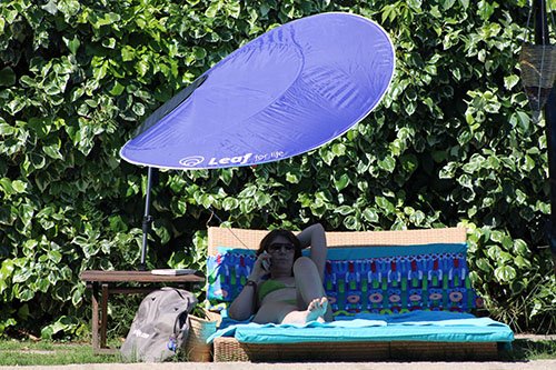 Leaf_For_Life's tweet photo. Leaf for life s'implante en Sardaigne et fait sa Star avec son panneau solaire et sa pince CRAB !
Le parasol réinventé et connecté ! L'incontournable de l'été ! https://t.co/EuBvQYiurF
#leafforlife #sardinia #protectionuv #piscines #lifestyle #nomade #design https://t.co/rQwD2MYsd0