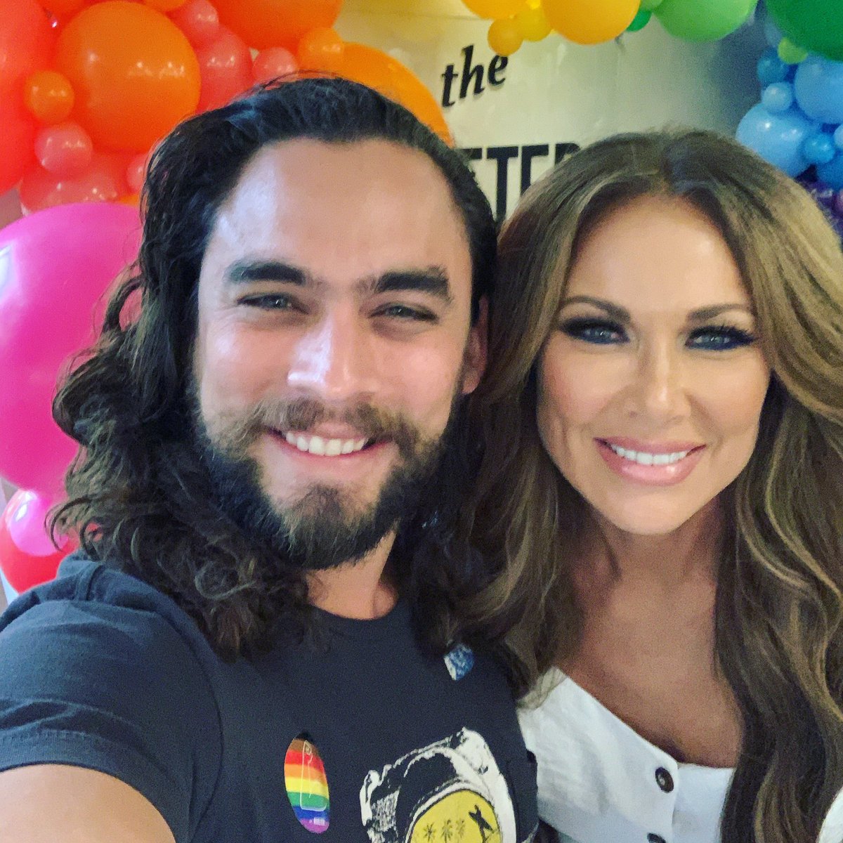 UnleashedLGBTQ's tweet photo. Kicking off Pride with our favorite Real Housewife @LeeAnneLocken . She is beyond fabulous! https://t.co/hk015MJFwi