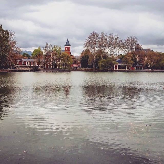 NaturZip's tweet photo. ESPECIAL CERDANYA #5 🌅🏡
👉 Llac de Puigcerdà 
___________________________
#Puigcerda #Cerdanya #catalunya #catalunyaexperience #catalunya_foto #ducks #village #lake #lakeview #lakeside #watercolour #waterparks #naturelovers #naturephotography #nature_good #nature_seekers #nat… https://t.co/L8zbYf7QYI
