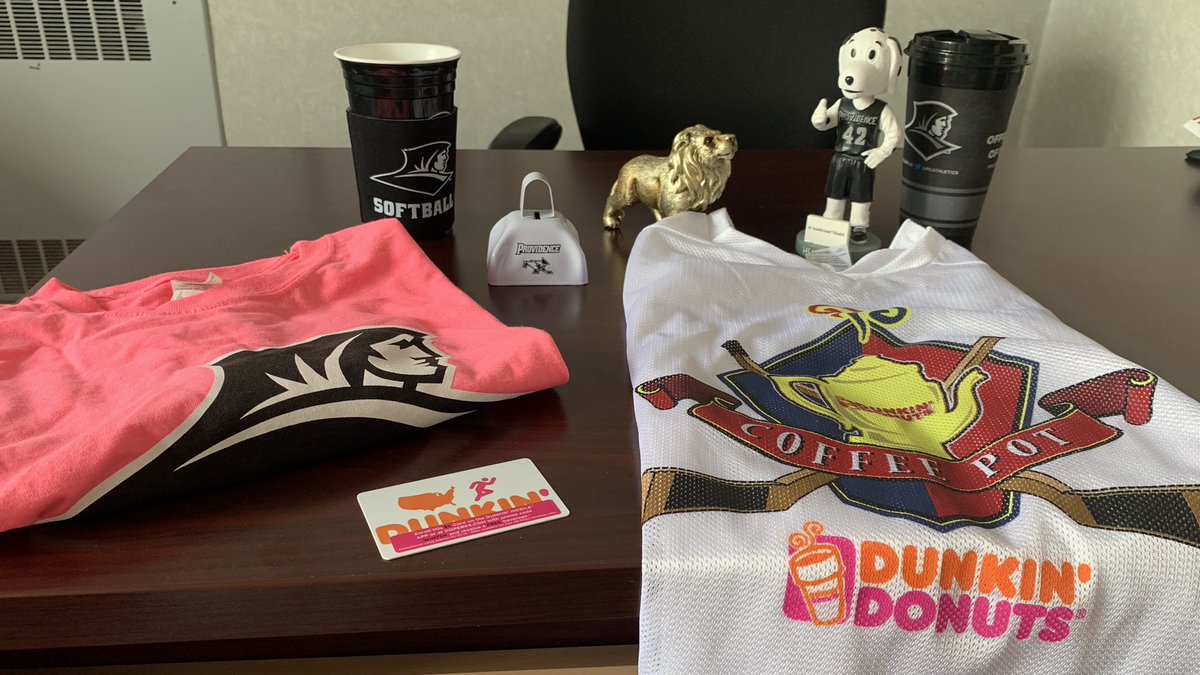 Our student workers finally cleaned out their cubicle for the summer. RT for a chance to win: -Coffee Cup -Huxley Bobble ahead -Cup w/ @PCfriarsoftball Coozie -Pink Out Shirt -Expired Dunkin’ gift card -@FriarsHockey Cowbell -Golden Lion -Throwback ‘Coffee Pot’ Jersey