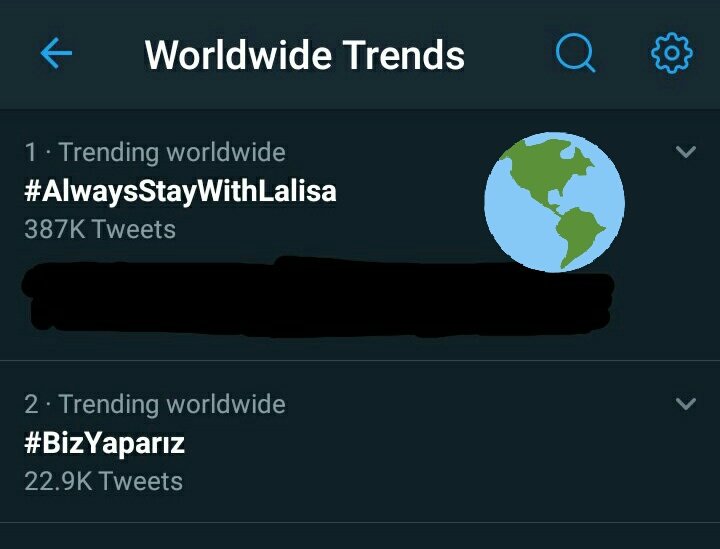 #AlwaysStayWithLalisa is trending no. 1 Worldwide.

It's just a bonus. 👍
Let's continue to show how much we love our #Lalisa 

Shower her your love 💕

<a href="/ygofficialblink/">BLACKPINK GLOBAL BLINK</a>
#LISA