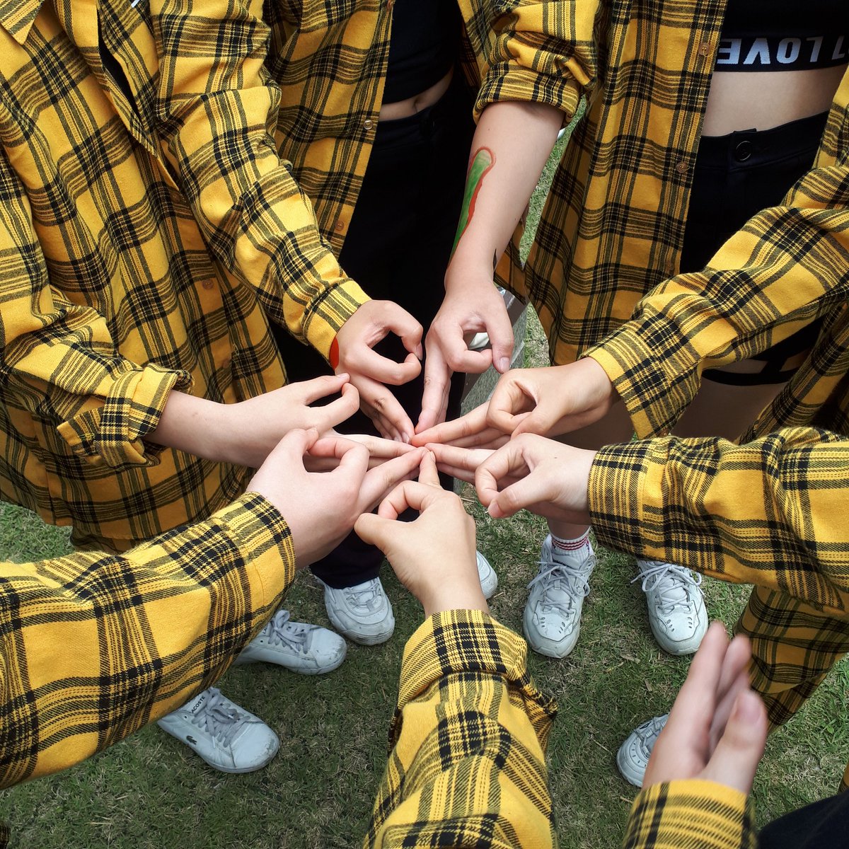 bglove110616's tweet photo. https://t.co/h4ajT49eOZ
제 친구들인데 정말 열심히 연습했거든요ㅠㅠ
한번씩만 응원 부탁드려요ㅠㅠ💜
홍보 많이 해주세요💜💜
#ODDP https://t.co/LjyH2UTpQU