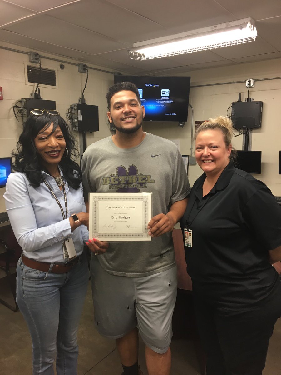 Oakhaven Hub Retention/Training #HEROESWORKHERE!! tweet media