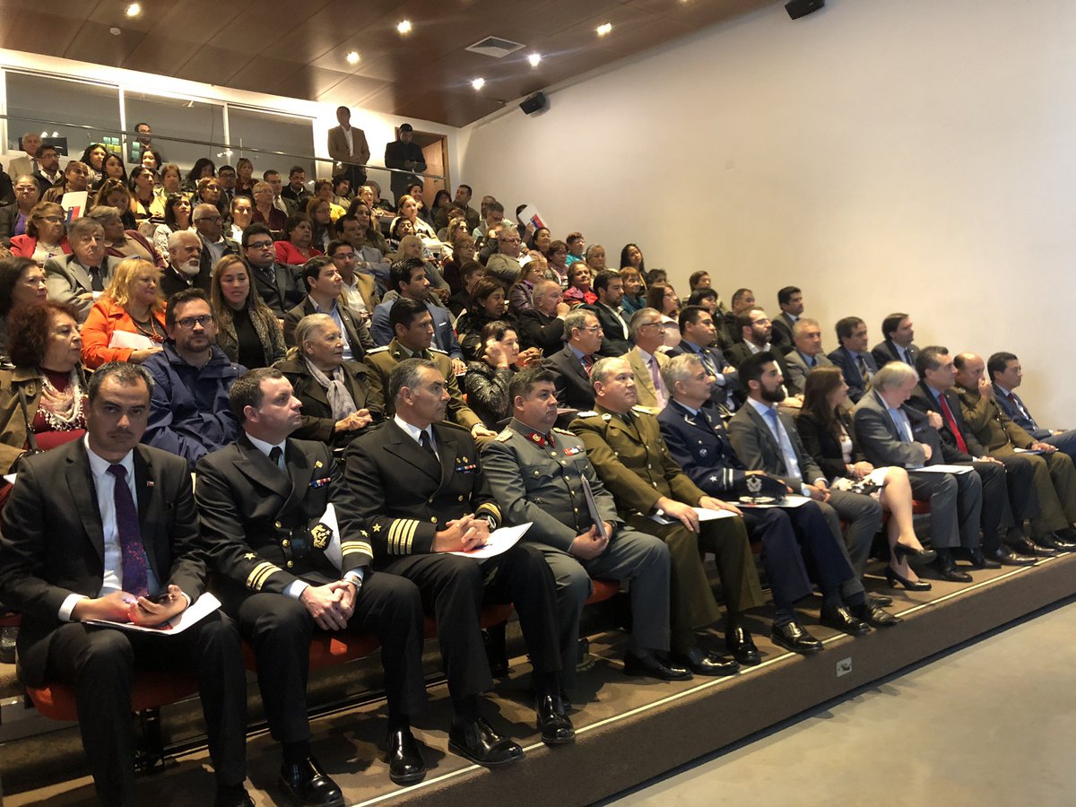 SenameAntofa's tweet photo. ⭕️ AHORA | Directora Regional María Inés Verdugo, participa de Cuenta Pública de la @GobAntofagasta quienes ejecutan en conjunto con @SenameAntofa la Oficina de Protección de Derechos de la Infancia de #Antofagasta y #Programa24Horas https://t.co/yYEg6Wg0NR