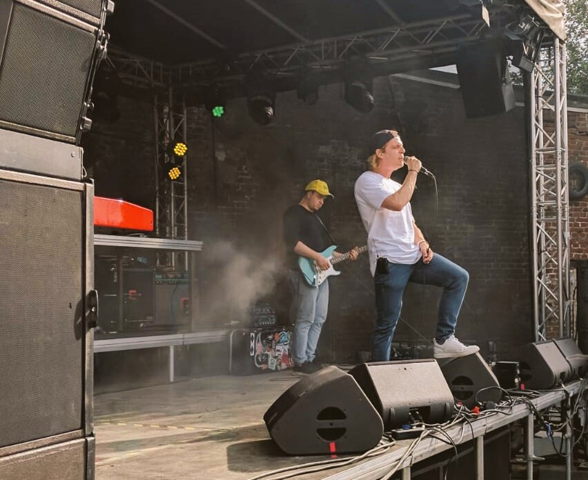 Heimspiel für <a href="/ichbingoldie/">6OLDIE (Slowed + Reverb)</a> ... Bester Mann zum Eröffnen der Hauptbühne. #wbw19 #dortmund