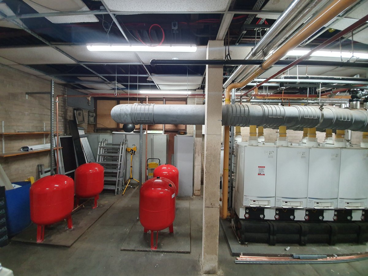 One large 1000 litre expansion pressure vessel removed and 4 new 250 litre expansion vessels installed this week at a high school. Our client has more space and contingency built in by design. 

#Chester #Wrexham #NorthWales