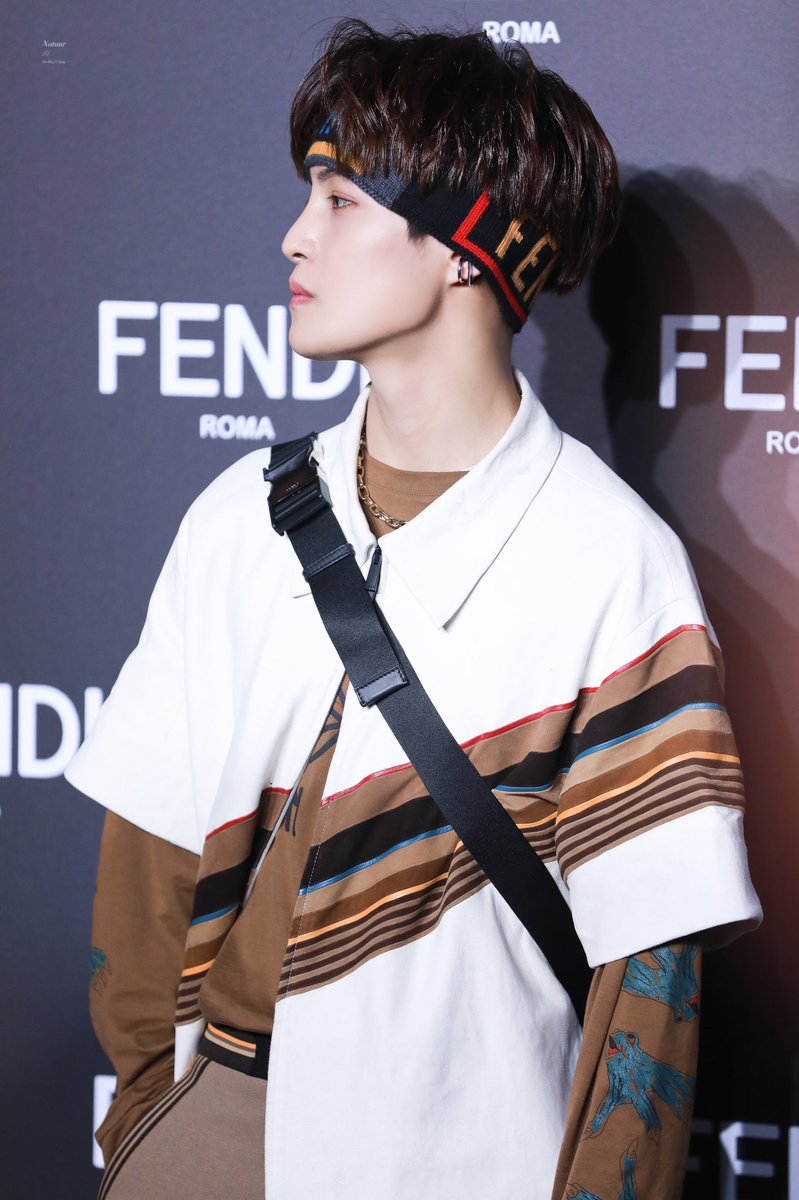 20001010net's tweet photo. 190531 Fendi

#YANGYANG #刘扬扬 #양양 
#WayV #WeiShenV #威神V https://t.co/RiNZGXqwxB