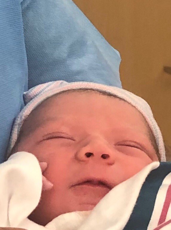 davidcsalinas1's tweet photo. Iβm a grandpa everyone! Welcome my grandson Matthew David 7lbs 14oz and 21 inches long. #FutureJersey https://t.co/qDeE9JZOp1
