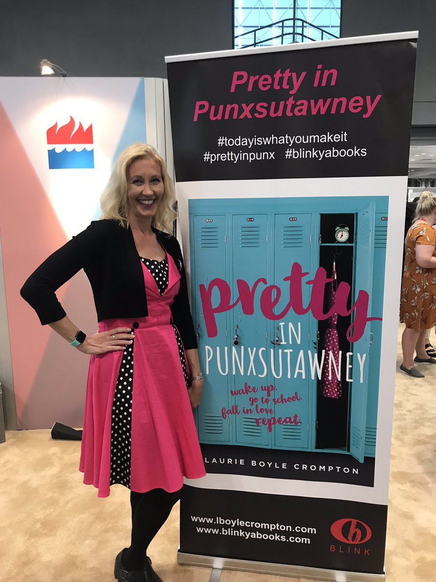 BlinkYABooks's tweet photo. It’s always a great day hanging out with #PrettyInPunx author @lbcrompton! #bookexpo #todayiswhatyoumakeit https://t.co/xOL5ohgH8R