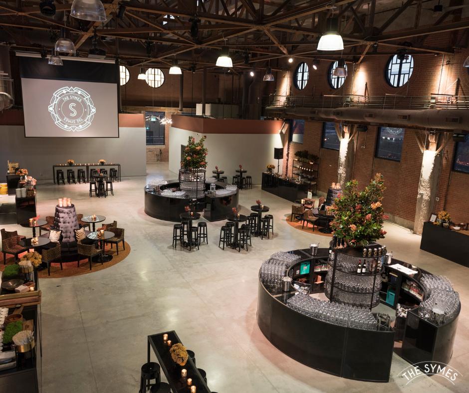 Our Scarlett Room is located on the second floor of The Symes Building. Boasting a capacity of 280 people inside and a terrace that can hold up to 250 guests, it is perfect for your event.
To book The Scarlett Room contact us for more details. >>>>> ow.ly/8ylv30oCnSc