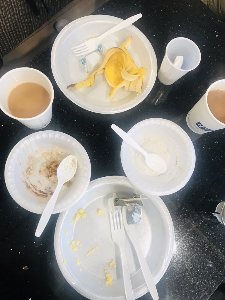 Plastic breakfast <a href="/HIExpressBR/">HolidayInnExpressBR</a>  not surprised why we have a huge environmental problem.