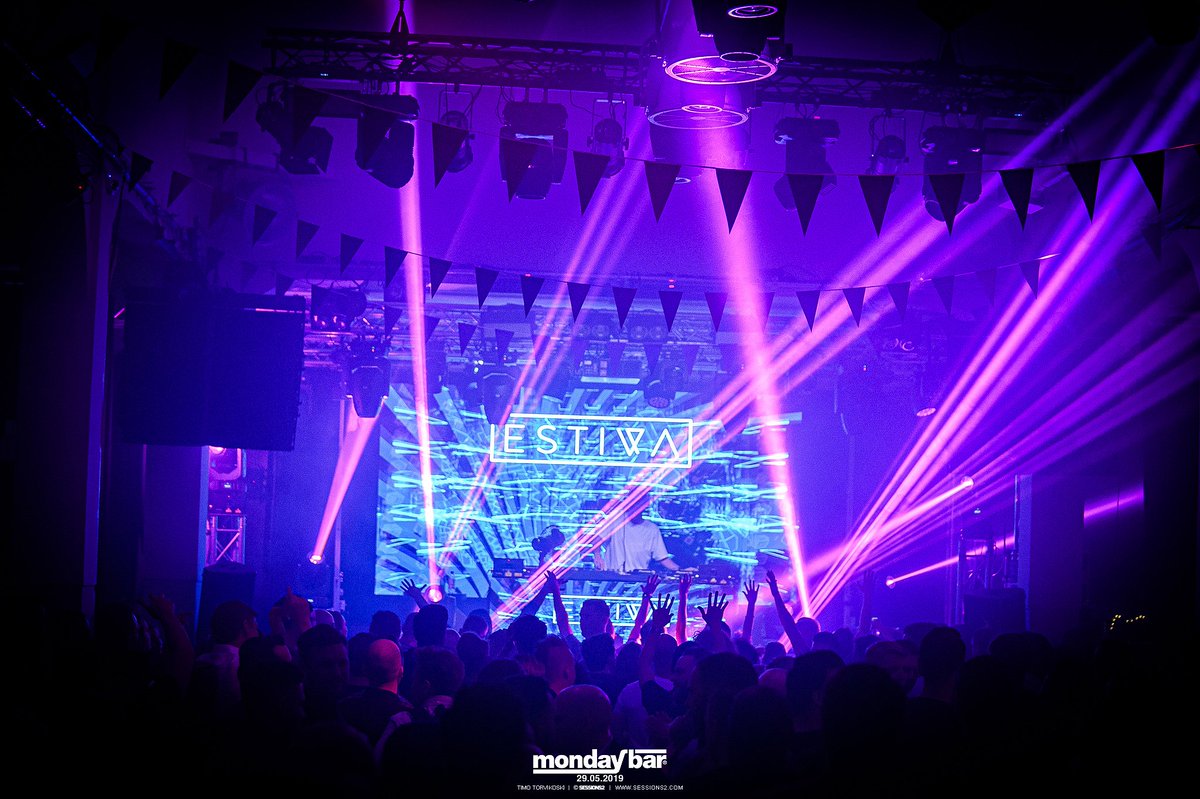 MondayBar's tweet photo. Bringing to sound of Amsterdam to Stockholm, groove master @estivamusic always get the party started! π #mondaybar https://t.co/GhrbSuzbHI