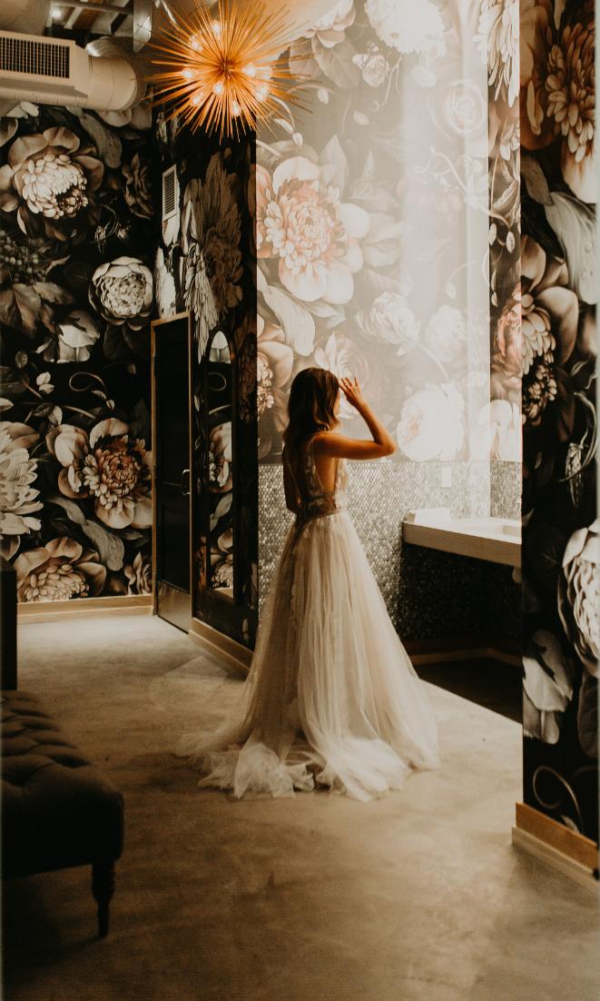 FloraVenue's tweet photo. The moments before the biggest decision of your life can be terrifyingly beautiful. This amazing shot was taken in our backroom by the talented Nelley Cabanillas. https://t.co/dnNtoFhmsV