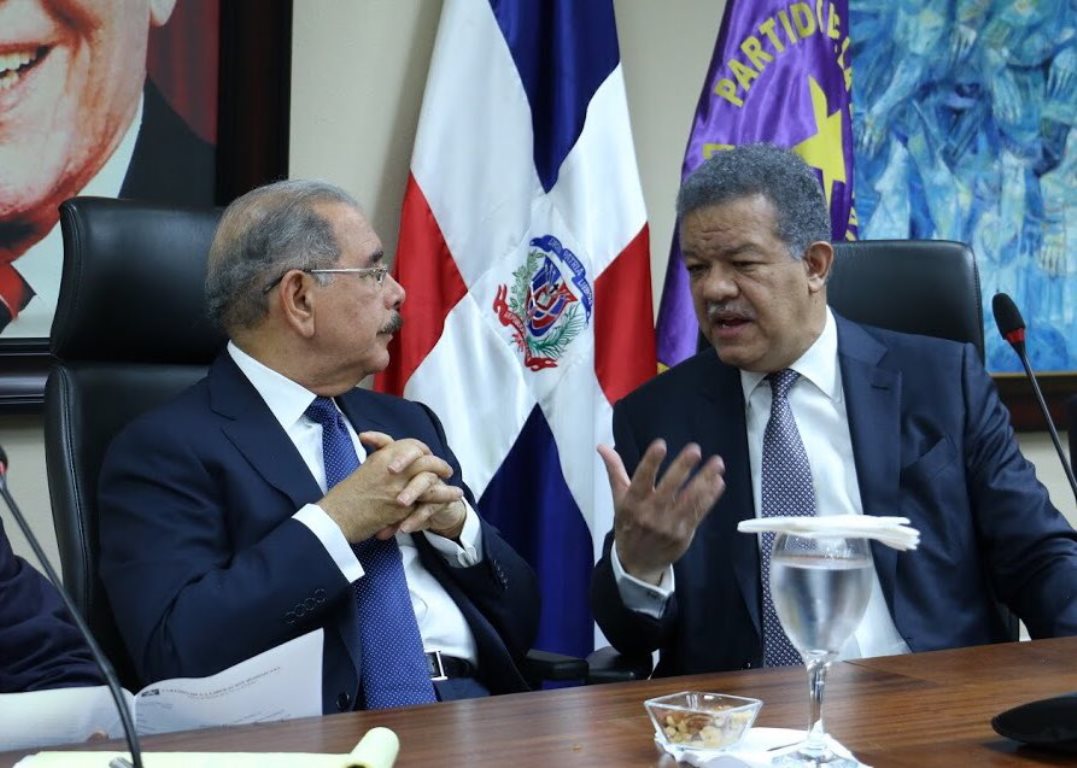 elnuevodiariord's tweet photo. Pared Pérez anuncia posposición reunión del CP del PLD
https://t.co/Is0fK2cXCE
#ElNuevoDiarioRD #ParedPérez #ReunionCPPLD https://t.co/bJdvhJaOlj
