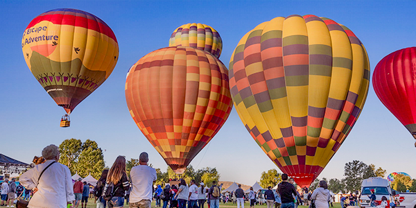 visit_temecula's tweet photo. Today is the first day of the Temecula Valley Balloon &amp; Wine Festival! Get your tickets online! Stop by our booth this evening! 😎🎸🎈🍷
@TemeculaVBWine @VisitCA 

https://t.co/SEKRx68BMh

#FridayFeeling #Temecula #Tvbwf #LosAngeles #SanDiego https://t.co/M166Uizcfw