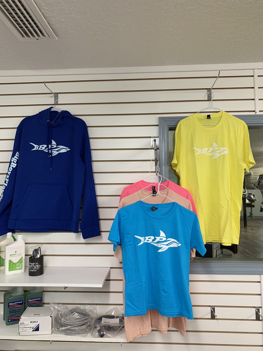 bigboysplaytoys's tweet photo. Check out our newest tee shirt design! These shirts are so soft, and we have so many colors to choose from (plus kids’ sizes and women’s-cut shirts that are breezy and perfect for the boat). We hope you love them as much as we do! https://t.co/HtmEu1ab8x