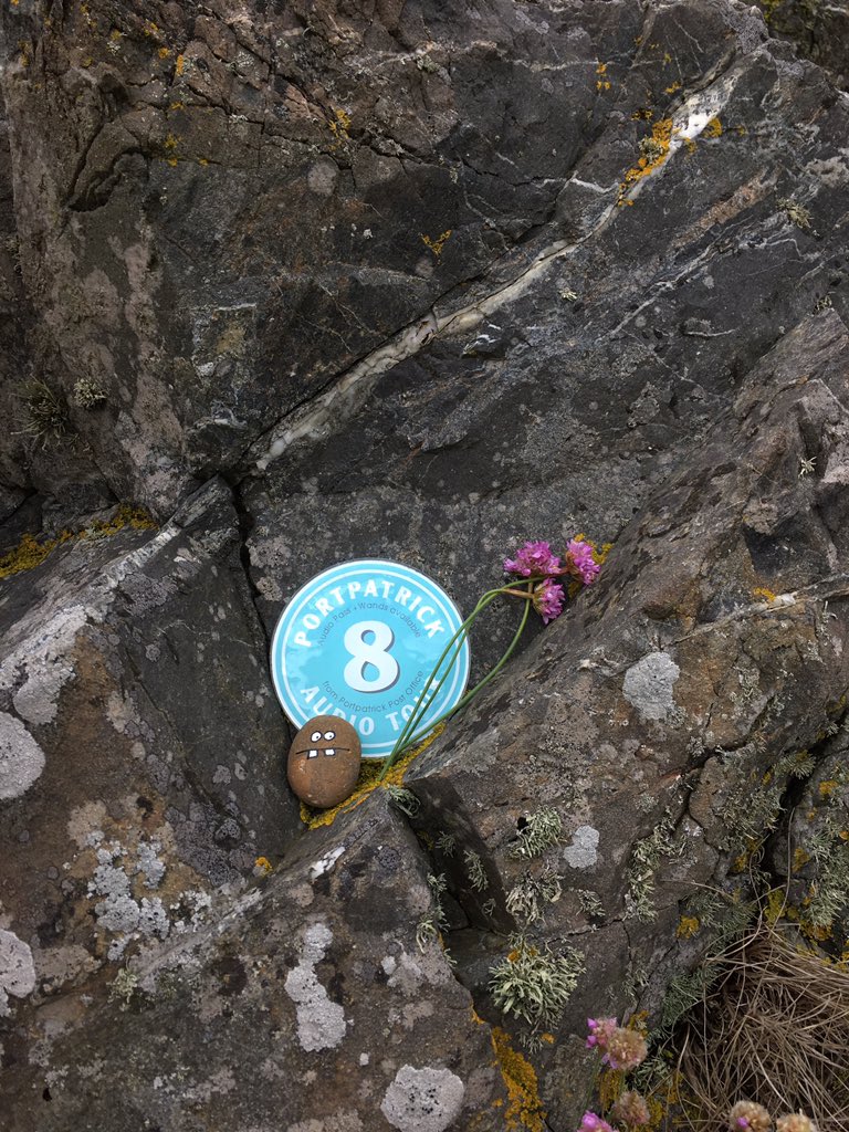 hubboatsie's tweet photo. #grinstones Found at Port Patrick .... π€ͺ https://t.co/T0zm1Ai6bx