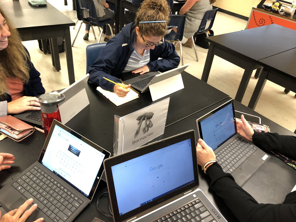 DerekTranchina's tweet image. #TOIS staff getting a Friday afternoon dose of BreakoutEDU! First prize wins a lunch date with @MrMZaros #funPD @breakoutEDU #futurereadynj #spartanlegacy