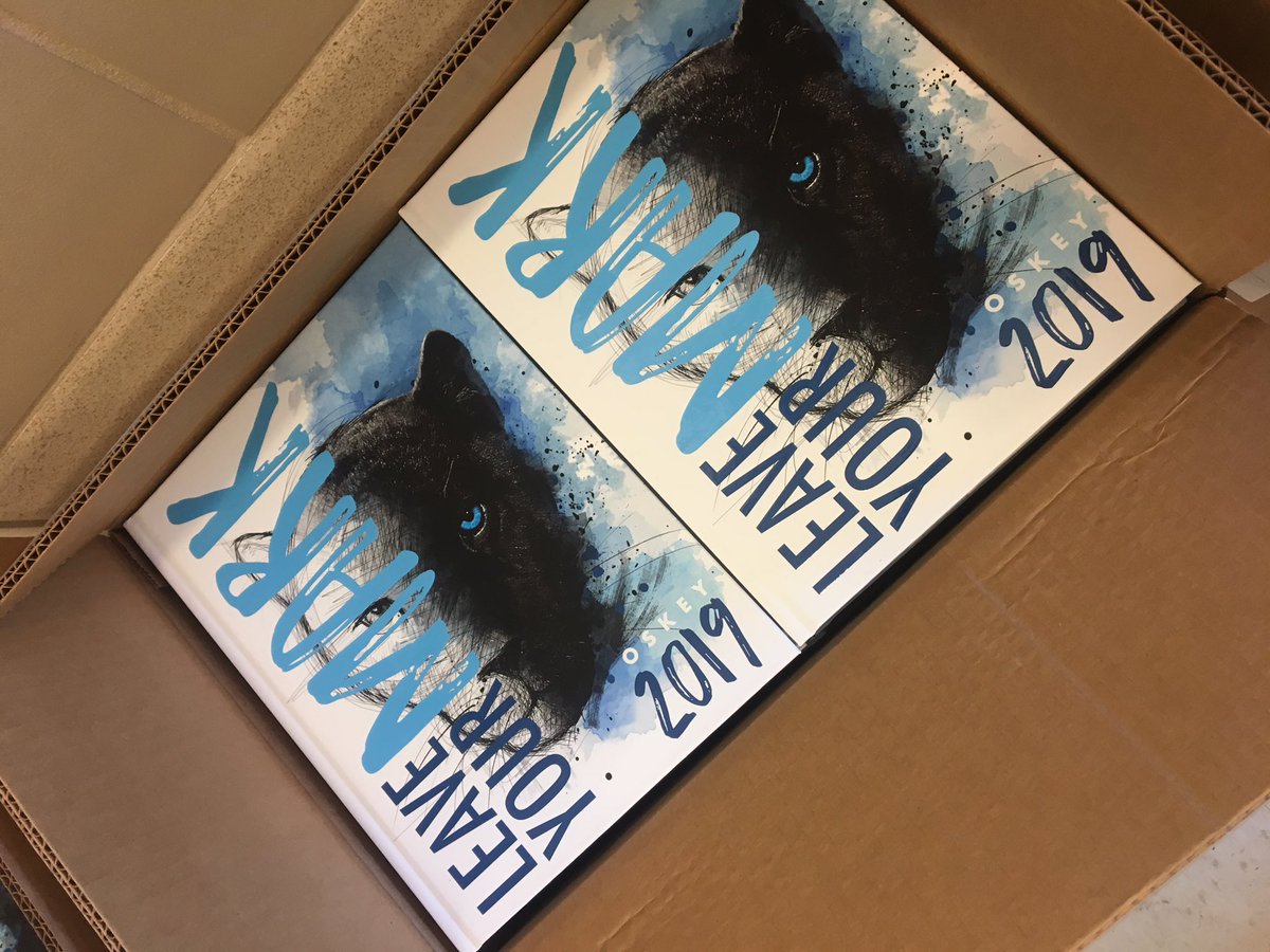 OSKEYyearbook's tweet photo. Distribution went great! @FHS2019_ we hope you enjoy it! Any copies not picked up today can be found in 128 https://t.co/GgwyKVgquV