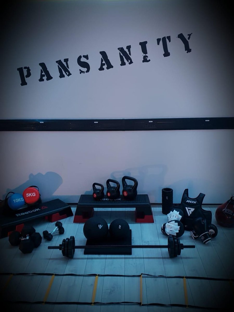 Pansanity_n11's tweet photo. Our website will give you the information you need to know about all of our classes.
You will also read about all of our instructors.
For anyone who hasn't tried a Pansanity workout simply register on our website and you'll get a free class token. 
https://t.co/yuDyMWavGX https://t.co/bWJLKtAk5r