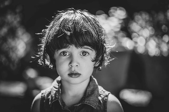BeautifulSorta_'s tweet photo. “Of all the things my hands have held, the best by far
Is you.” .
.
.
.
.
#thebeautifulreal #fpja #familyportraiture #realmoments #portraitphotographer #ourcandidlife #daughter #candidchildhood #nycphotographer #shamoftheperfect #artofstorytelling_ig #ch… https://t.co/EPoNWmFj64 https://t.co/jUutVKrrSm