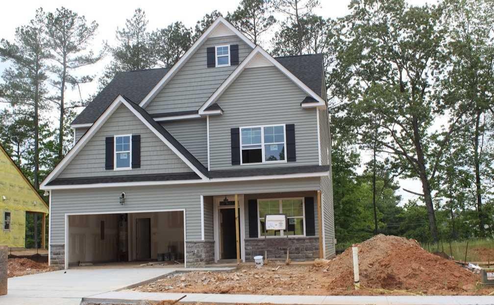 JordanBuiltNC's tweet photo. This new construction home for sale in Everly is a must-see! Check out our website for information on this gorgeous 4 bedroom, 2.5 bath home and make plans to see it in person this weekend! https://t.co/DUBFzbe85T https://t.co/YcaIxdfCis