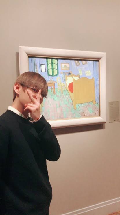 Taehyung visiting the exhibition of his favorite artists  you can tell how deeply he is inspired by them and their art. I love him <33  #BTSV  @BTS_twt  #V  #Taehyung