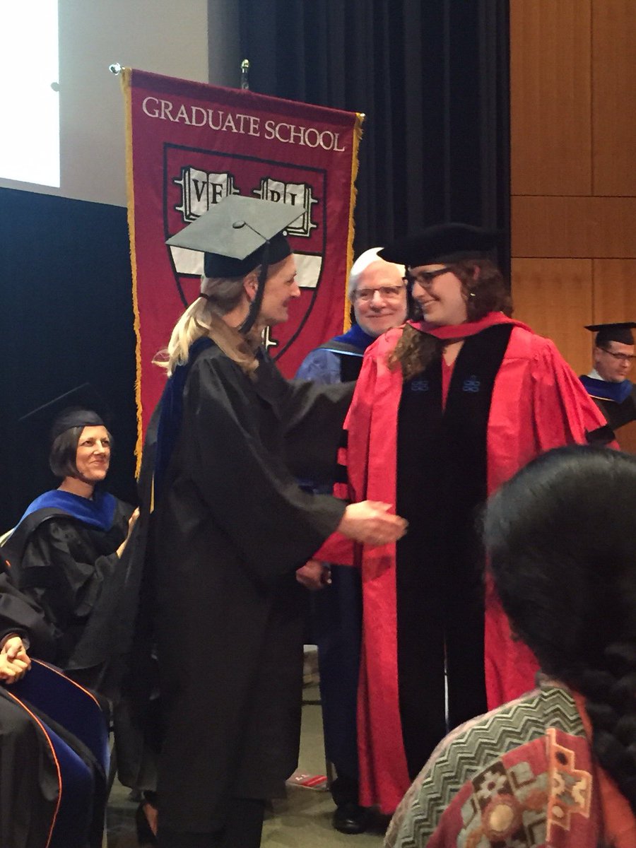 dgapgenes's tweet photo. Congrats to the #Mortonlab’s newest graduate! https://t.co/7H2FvXMHvj
