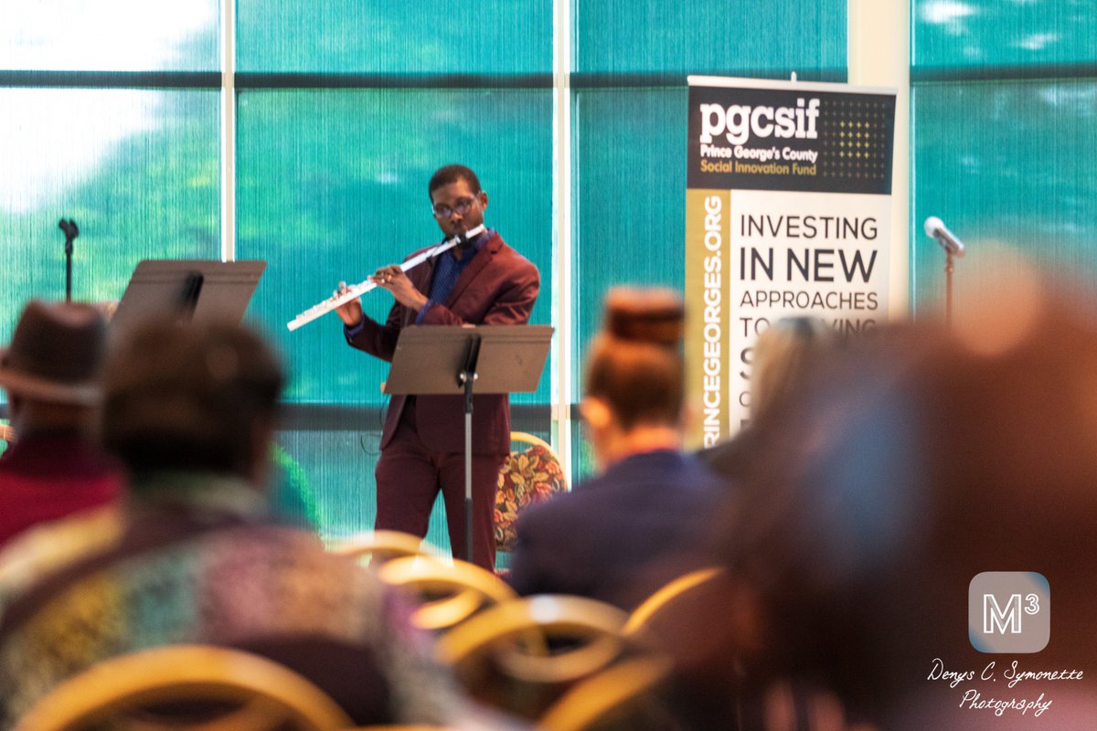 ceylonmitchell's tweet photo. #FBF I loved playing at @PGCSIF #40under40 Awards w/ @tamarawellons! As a classical flutist, gigs in various genres with improv makes me a well-rounded musician. Can any other musicians relate? Let me know your experiences! πΈ @m3musician #ceylonmitchell #ChamberMusicMonth https://t.co/0oul7NcRIY