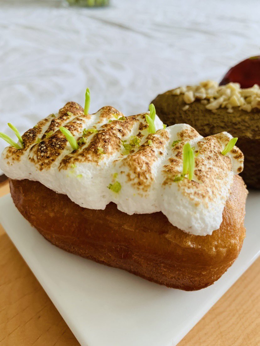 #donut lemon mojito pie #pastrychef #pastry #pastrylife #pastry-love #baking #bakinglove #SweetSomethings #sweet