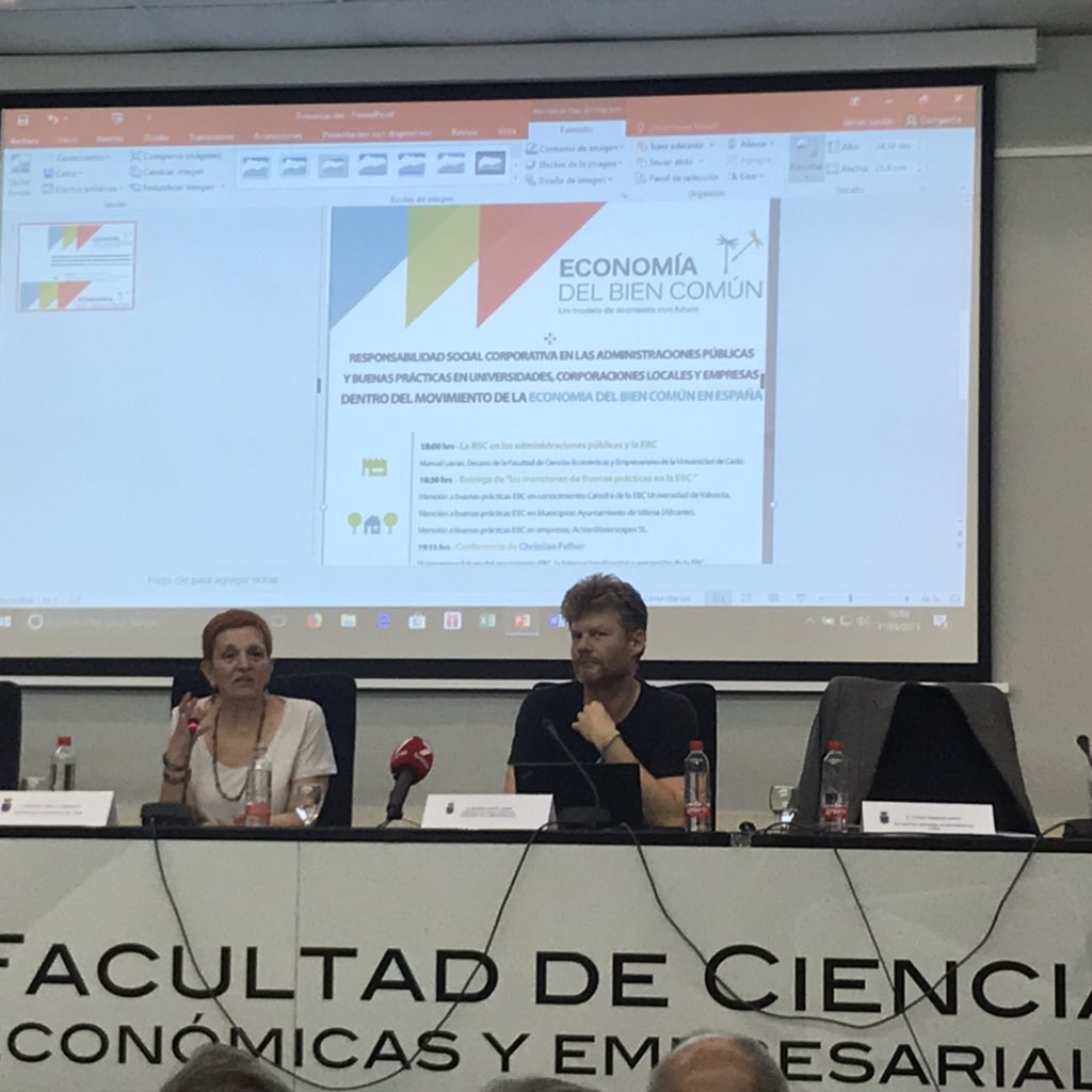 Empezamos un fin de semana muy #biencomun Hoy charla RSC en la admón. pública y <a href="/felber_c/">Christian Felber</a>  . Mañana y el domingo, asamblea de <a href="/EBienComun/">Economía Bien Común</a> 🎊🎊