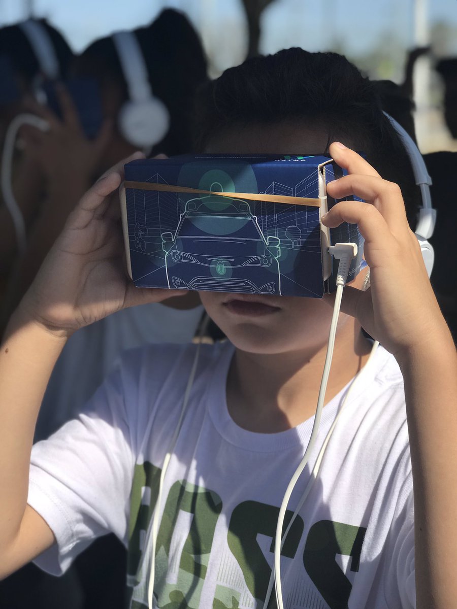 SuitcaseTeach's tweet photo. GATE Field Trip for our Aileen Colburn Cougars💛🐾💙#googleexperience #VR @Google @Waymo @AESDinfo https://t.co/8uqk7SW9JD